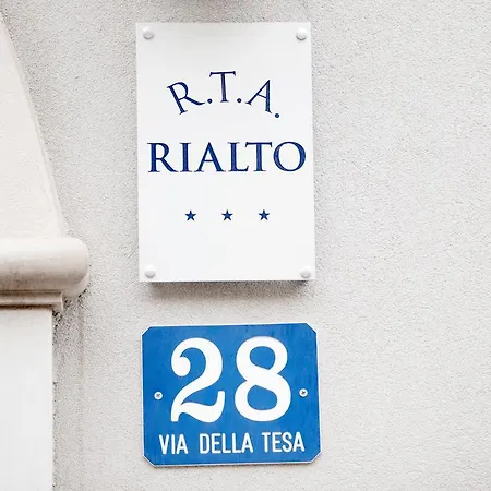 Rialto Aparthotel 3*