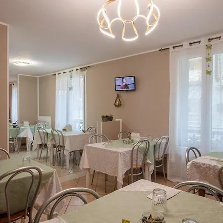 Rialto 4* ترييستي