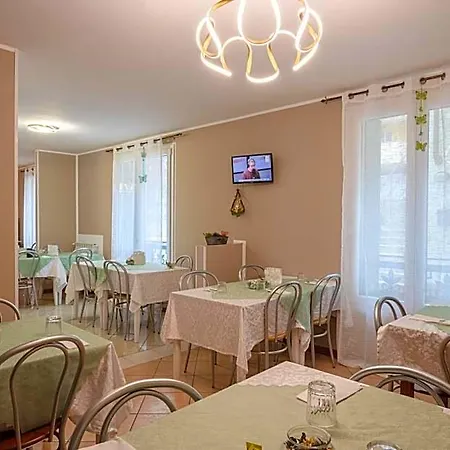 Rialto Apartahotel 4*