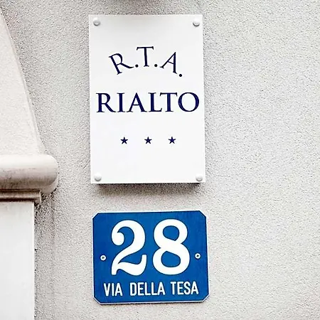 Rialto Apartahotel