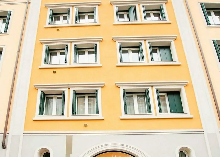 Apart Otel Rialto 4*